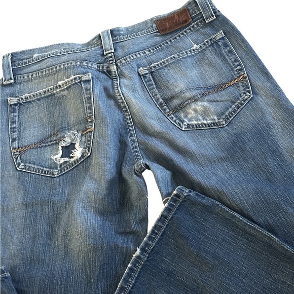 BKE Buckle Alec Distress Straight Button Fly Denim Jeans 32 X 33 - Picture 5 of 7